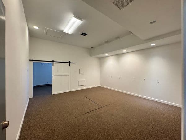 Suite 616-107